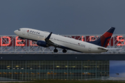 Delta Air Lines Boeing 737-832 (N376DA) at  Atlanta - Hartsfield-Jackson International, United States