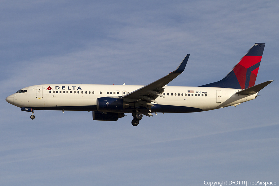 Delta Air Lines Boeing 737-832 (N37700) | Photo 468969