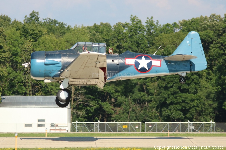 (Private) North American AT-6D Texan (N3771M) | Photo 307475