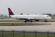 Delta Air Lines Airbus A321-211 (N377DN) at  Atlanta - Hartsfield-Jackson International, United States