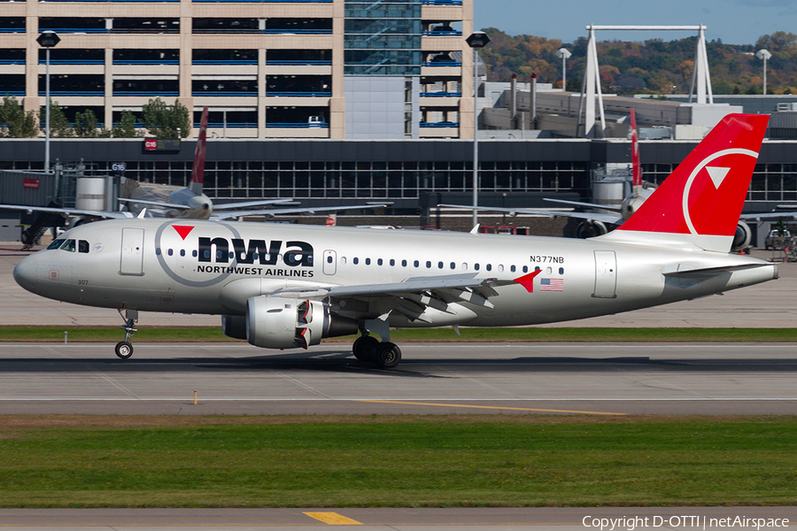 Northwest Airlines Airbus A319-114 (N377NB) | Photo 189634