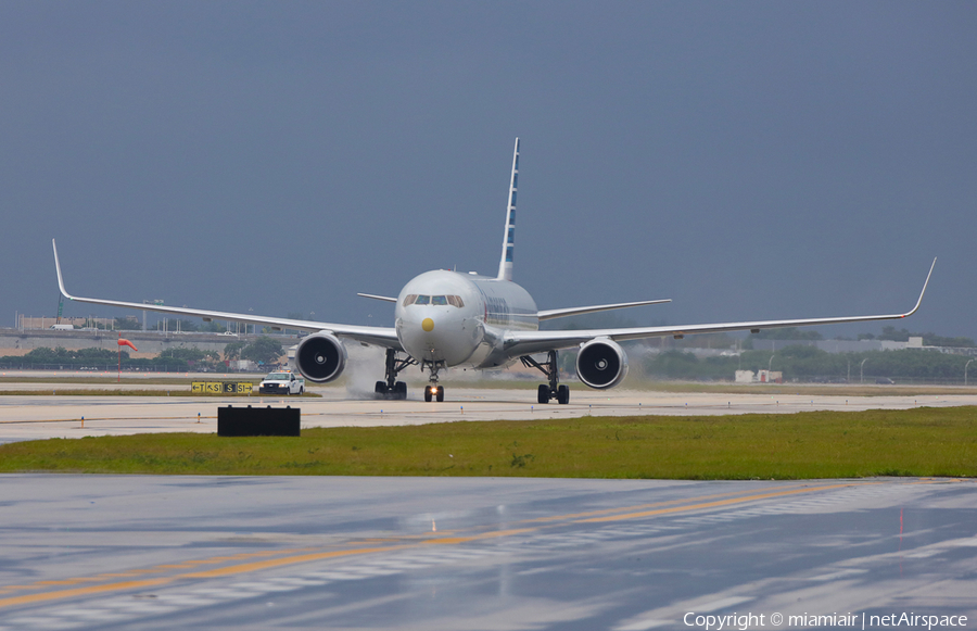 American Airlines Boeing 767-323(ER) (N378AN) | Photo 95825