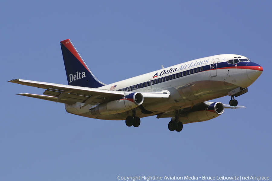 Delta Air Lines Boeing 737-247(Adv) (N378DL) | Photo 182563