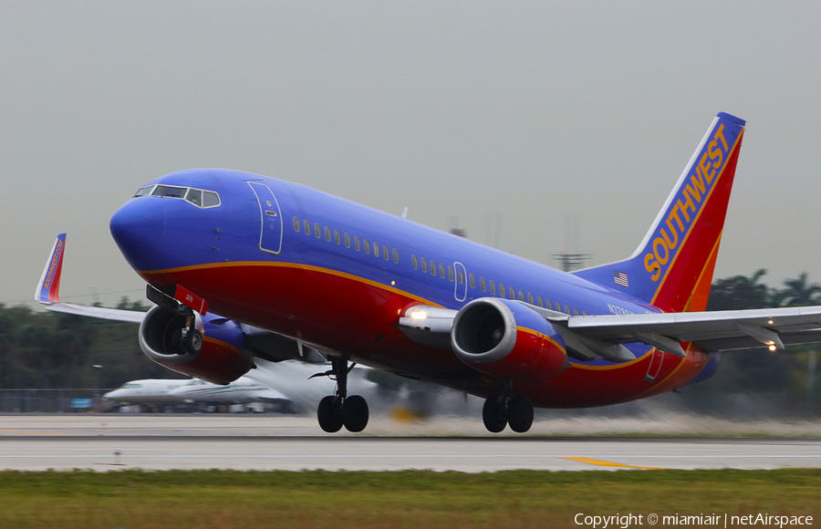 Southwest Airlines Boeing 737-3H4 (N378SW) | Photo 96112