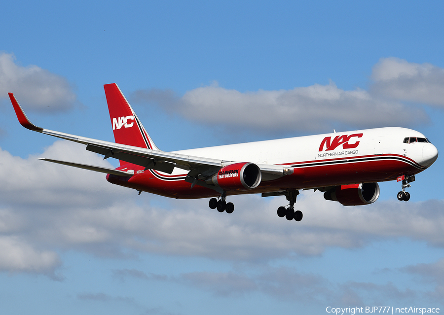 Northern Air Cargo Boeing 767-323(ER)(BDSF) (N379CX) | Photo 368657