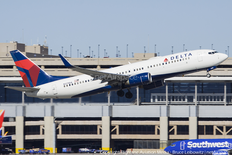 Delta Air Lines Boeing 737-832 (N379DA) | Photo 507484