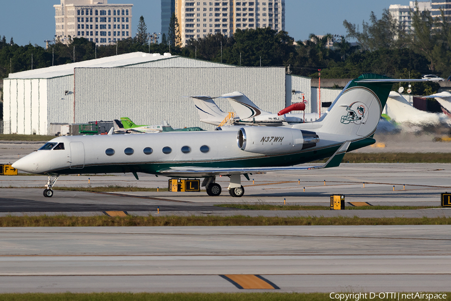 (Private) Gulfstream G-IV (N37WH) | Photo 135770