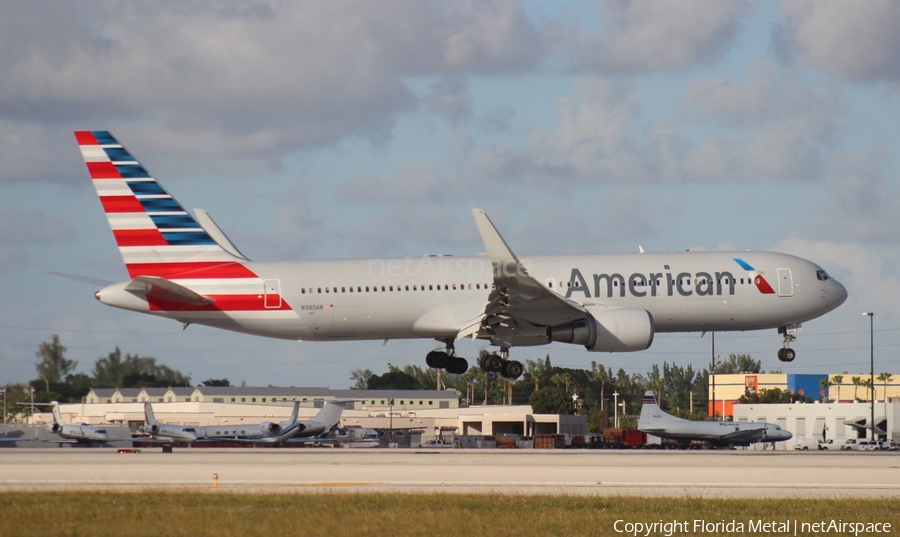 American Airlines Boeing 767-323(ER) (N380AN) | Photo 297217