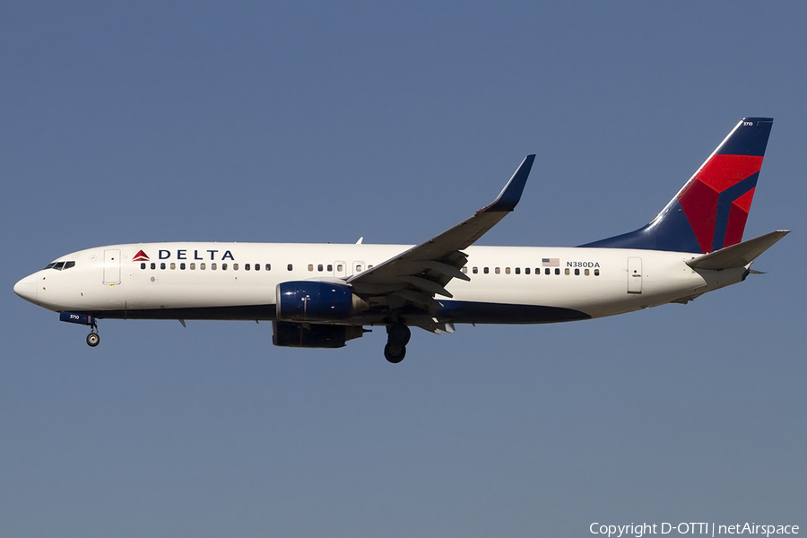 Delta Air Lines Boeing 737-832 (N380DA) | Photo 457409