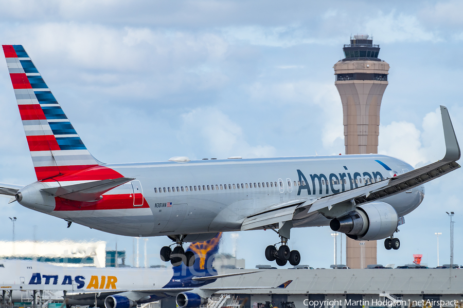 American Airlines Boeing 767-323(ER) (N381AN) | Photo 316240