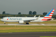 American Airlines Boeing 767-323(ER) (N382AN) at  Dusseldorf - International, Germany
