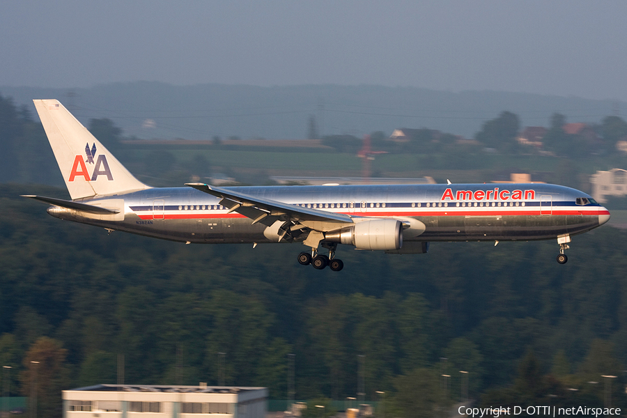 American Airlines Boeing 767-323(ER) (N382AN) | Photo 269094