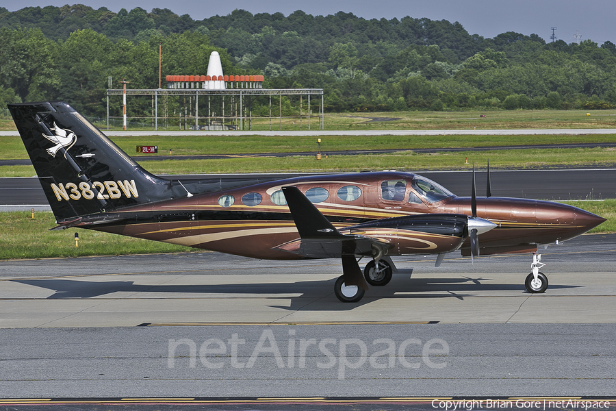 (Private) Cessna 421C Golden Eagle (N382BW) | Photo 50411