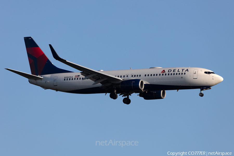 Delta Air Lines Boeing 737-832 (N382DA) | Photo 395960