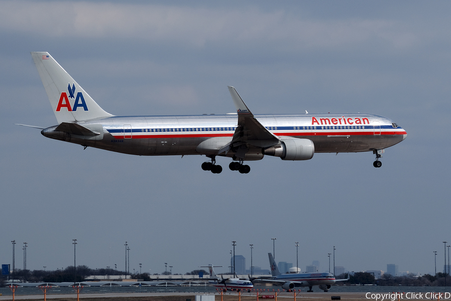 American Airlines Boeing 767-323(ER) (N383AN) | Photo 3560