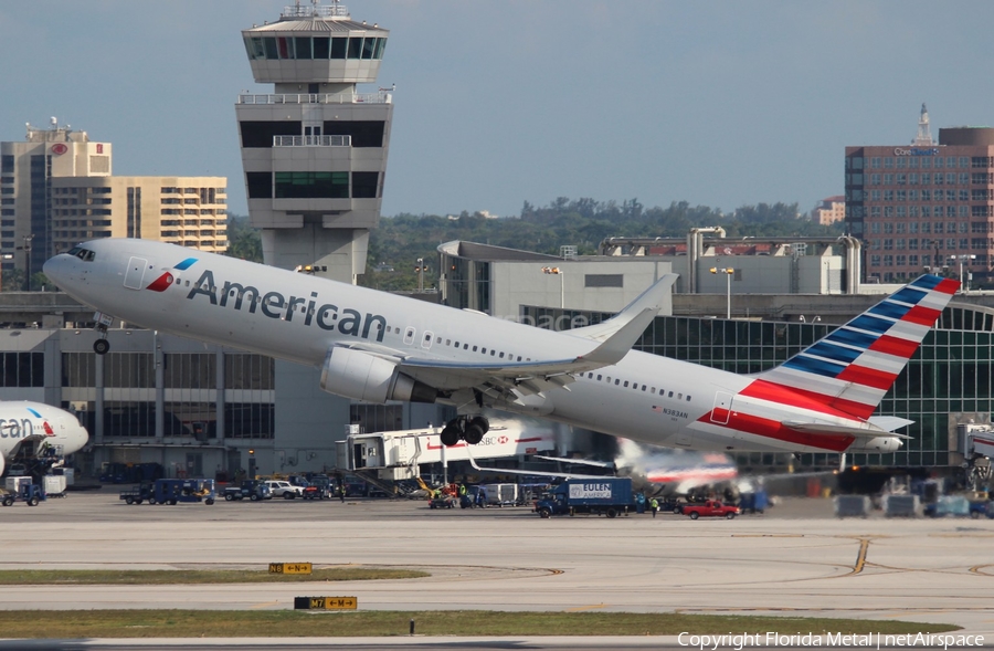 American Airlines Boeing 767-323(ER) (N383AN) | Photo 296467
