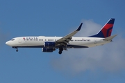 Delta Air Lines Boeing 737-832 (N383DN) at  Orlando - International (McCoy), United States