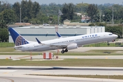 United Airlines Boeing 737-924 (N38403) at  Ft. Lauderdale - International, United States