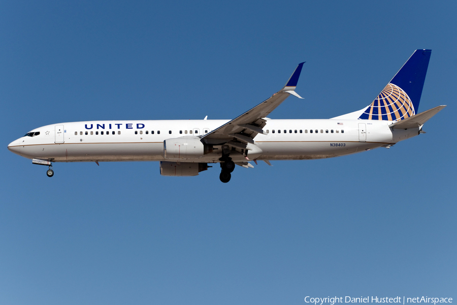 United Airlines Boeing 737-924 (N38403) | Photo 478234