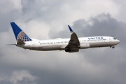 United Airlines Boeing 737-924(ER) (N38424) at  Houston - George Bush Intercontinental, United States