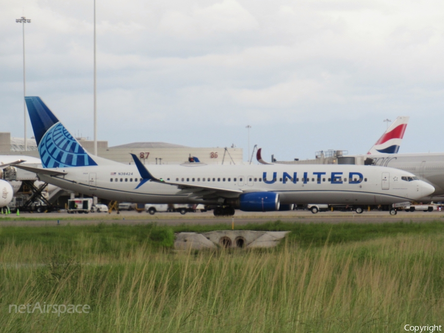 United Airlines Boeing 737-924(ER) (N38424) | Photo 518352