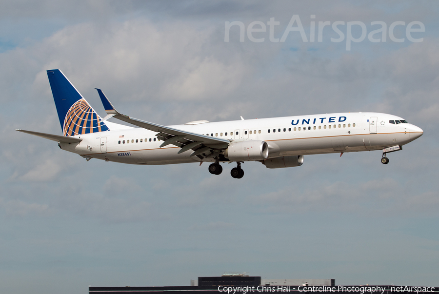 United Airlines Boeing 737-924(ER) (N38451) | Photo 195472