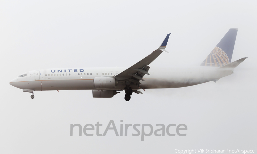 United Airlines Boeing 737-924(ER) (N38454) | Photo 207549