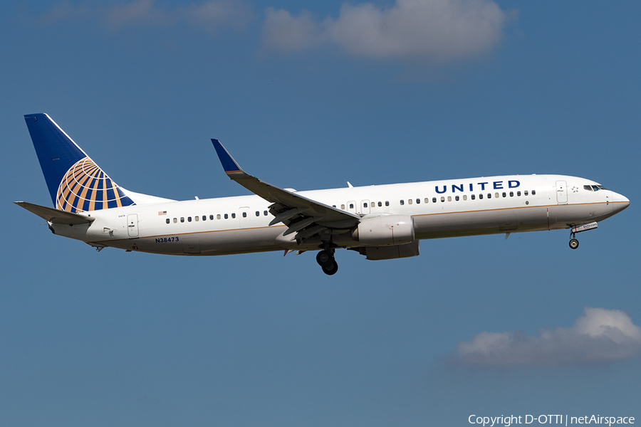 United Airlines Boeing 737-924(ER) (N38473) | Photo 135351