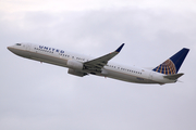 United Airlines Boeing 737-924(ER) (N38473) at  Los Angeles - International, United States