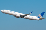 United Airlines Boeing 737-924(ER) (N38473) at  Los Angeles - International, United States