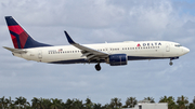 Delta Air Lines Boeing 737-832 (N384DA) at  Ft. Lauderdale - International, United States