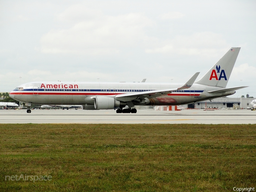 American Airlines Boeing 767-323(ER) (N385AM) | Photo 20658