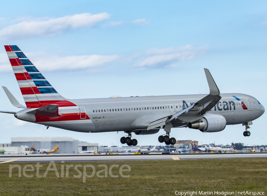 American Airlines Boeing 767-323(ER) (N385AM) | Photo 431304