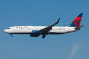 Delta Air Lines Boeing 737-832 (N385DN) at  Los Angeles - International, United States