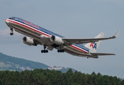 American Airlines Boeing 767-323(ER) (N386AA) at  Zurich - Kloten, Switzerland