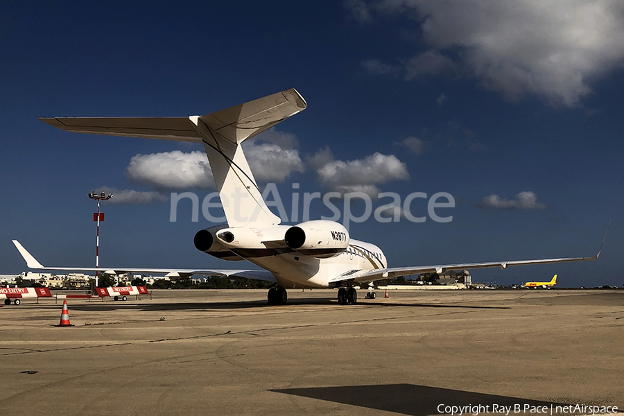 (Private) Bombardier BD-700-1A10 Global Express XRS (N3877) | Photo 469949