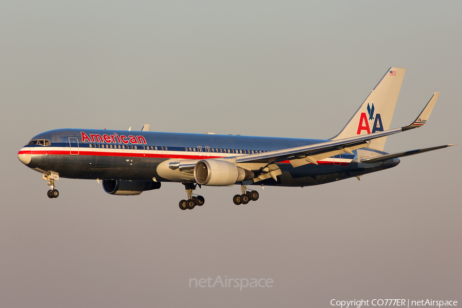 American Airlines Boeing 767-323(ER) (N387AM) | Photo 13936