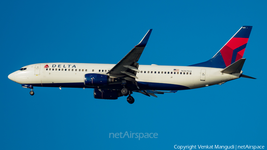 Delta Air Lines Boeing 737-832 (N387DA) | Photo 193630