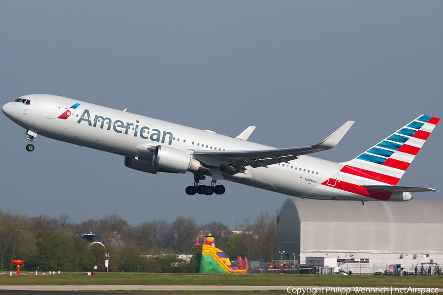 American Airlines Boeing 767-323(ER) (N388AA) | Photo 155868