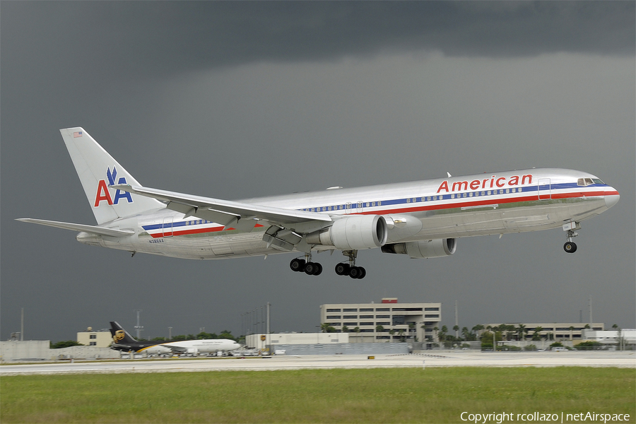American Airlines Boeing 767-323(ER) (N388AA) | Photo 21439