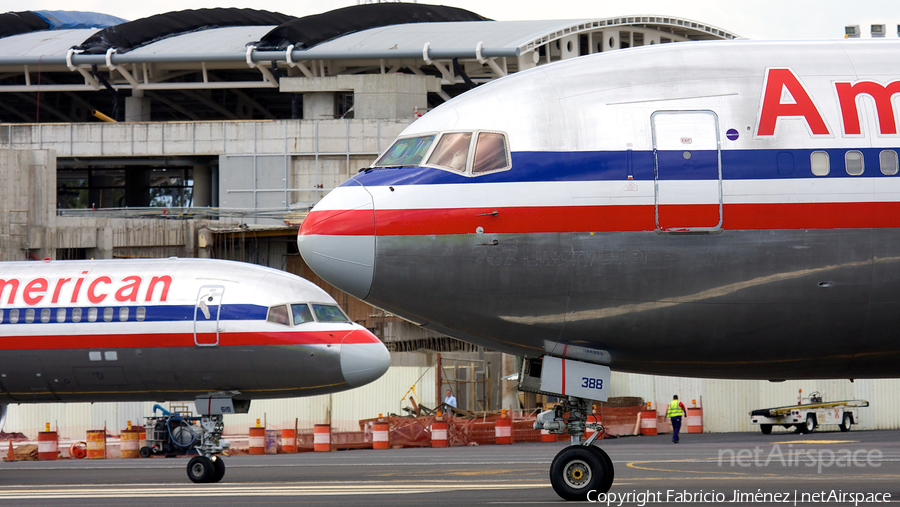 American Airlines Boeing 767-323(ER) (N388AA) | Photo 11044