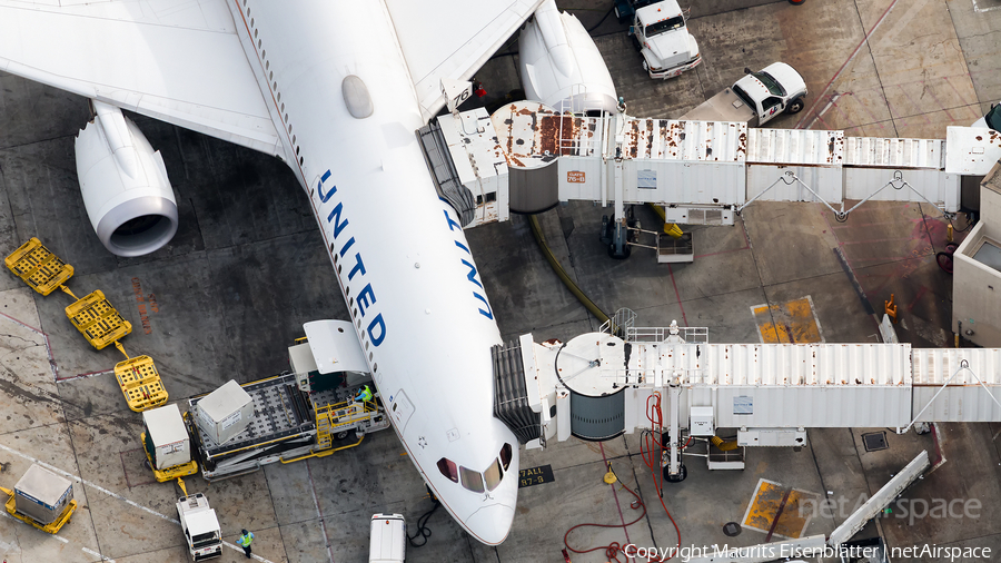 United Airlines Boeing 787-9 Dreamliner (N38950) | Photo 152639