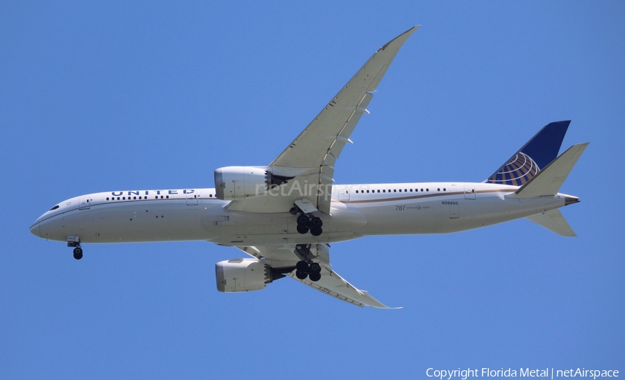 United Airlines Boeing 787-9 Dreamliner (N38950) | Photo 310962