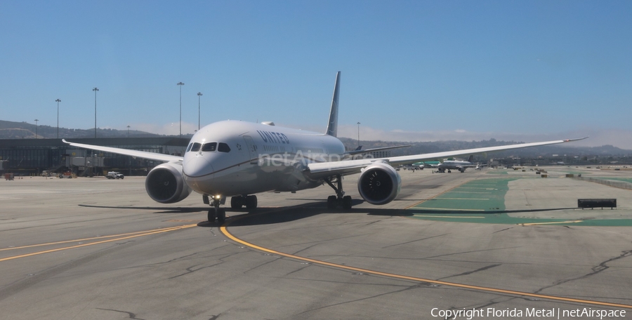 United Airlines Boeing 787-9 Dreamliner (N38955) | Photo 310963