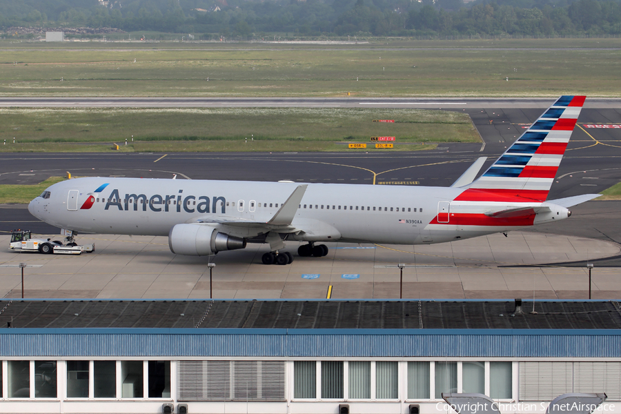 American Airlines Boeing 767-323(ER) (N390AA) | Photo 109790
