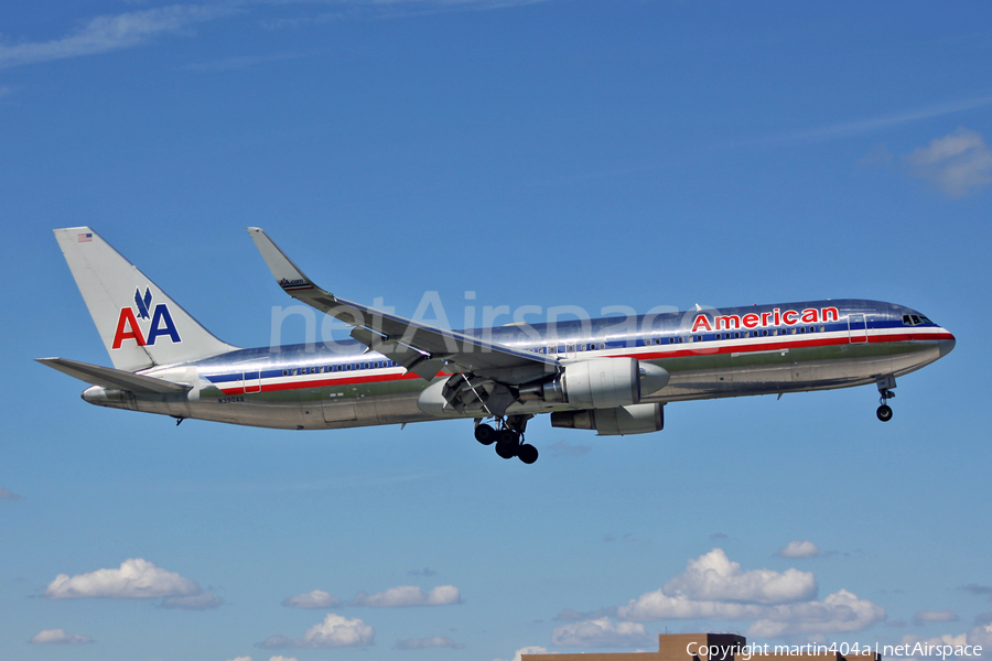 American Airlines Boeing 767-323(ER) (N390AA) | Photo 34629