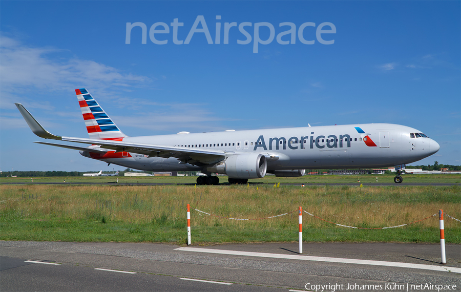 American Airlines Boeing 767-323(ER) (N390AA) | Photo 333663