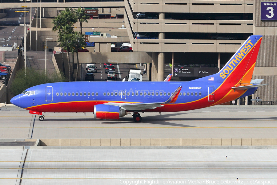 Southwest Airlines Boeing 737-3H4 (N390SW) | Photo 175159