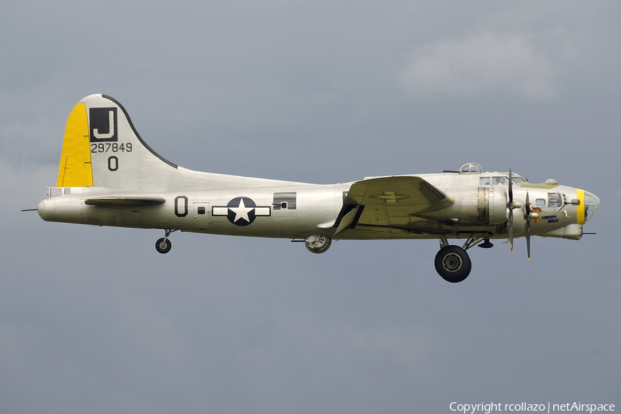 (Private) Boeing B-17G Flying Fortress (N390TH) | Photo 21454