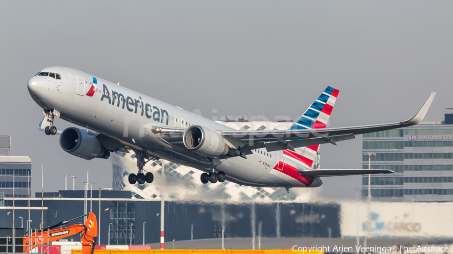 American Airlines Boeing 767-323(ER) (N391AA) | Photo 316487
